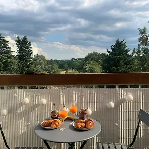 https://le-studio-parking-balcon.midi-pyreneeshotels.com